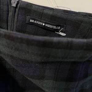 BARELY WORN Brandy Melville cara skirt in green plaid